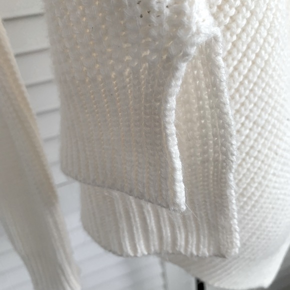 Charlotte Russe Sweater - Picture 3 of 5